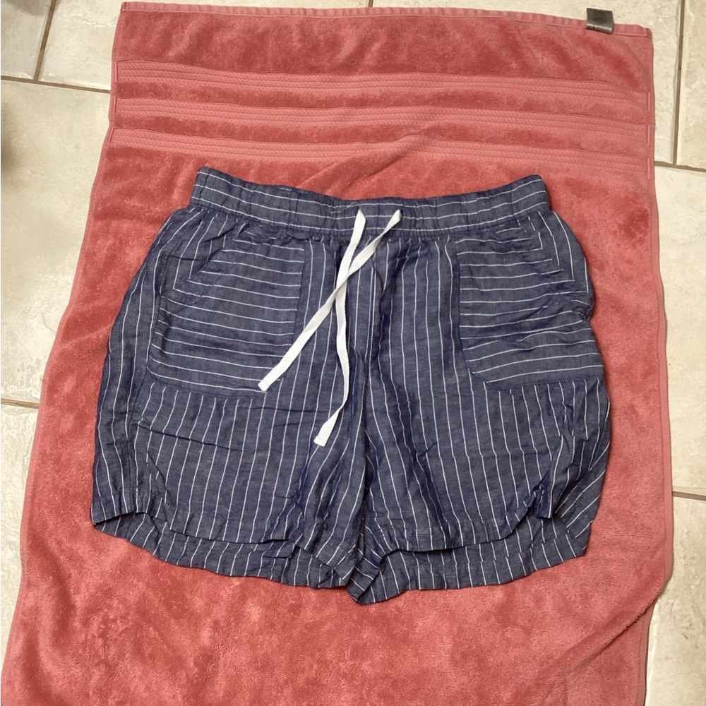 Lane Bryant Blue and White Cargo Shorts with Elastic Waist